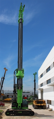 Rig Pengeboran Putar Hidraulik Chassis Kelas Satu Kedalaman 64 / 51m KR220C