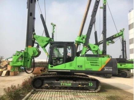 Rig Pancang Hidraulik Chassis Kuat 1300mm Diameter 43/37 Untuk Konstruksi KR125A