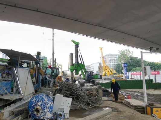 Mesin Piling Rig yang digunakan dengan panjang tumpukan maksimum 30 meter, mesin ISUZU AA-6HK1XQP, dan tekanan tanah 66 Kpa untuk konstruksi tugas berat